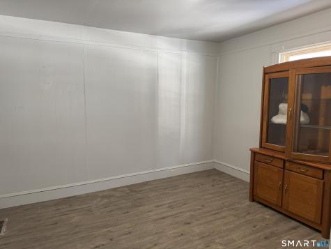 14 Delmont Street Manchester CT 06042