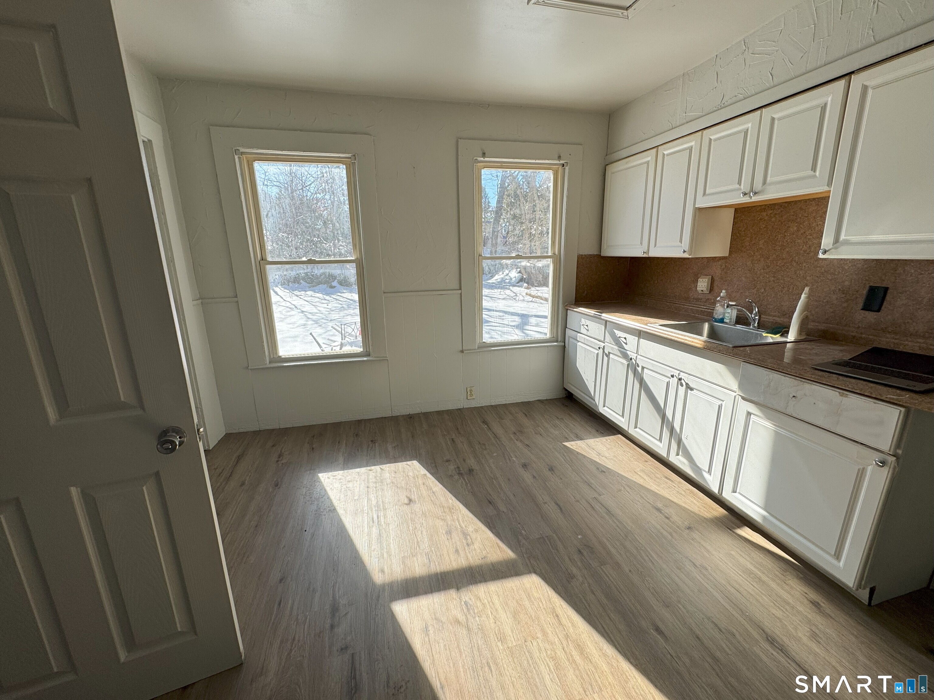 14 Delmont Street Manchester CT 06042
