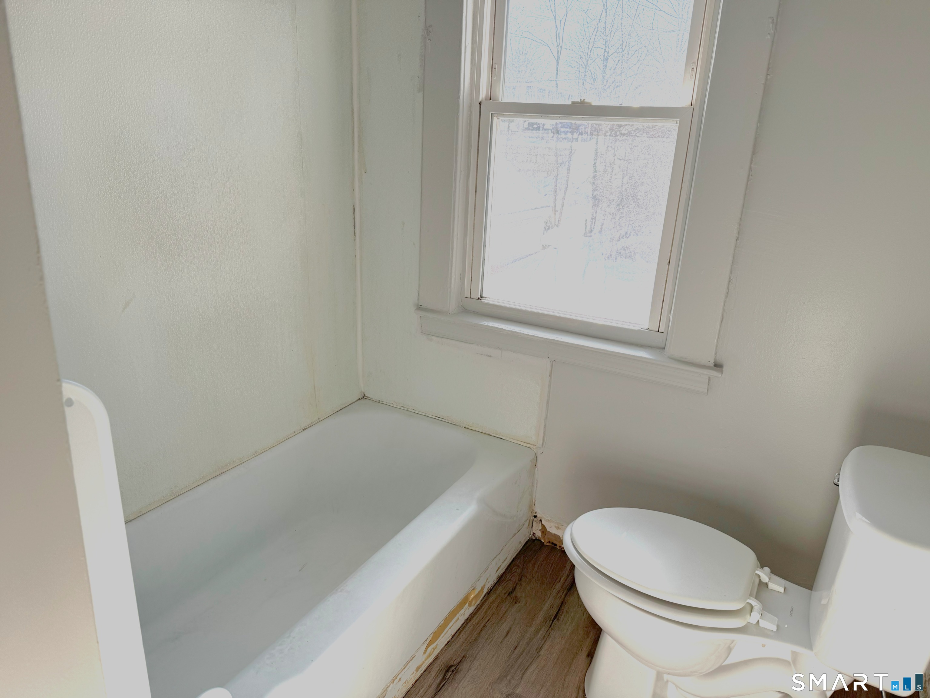 14 Delmont Street Manchester CT 06042
