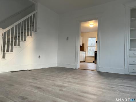 14 Delmont Street Manchester CT 06042