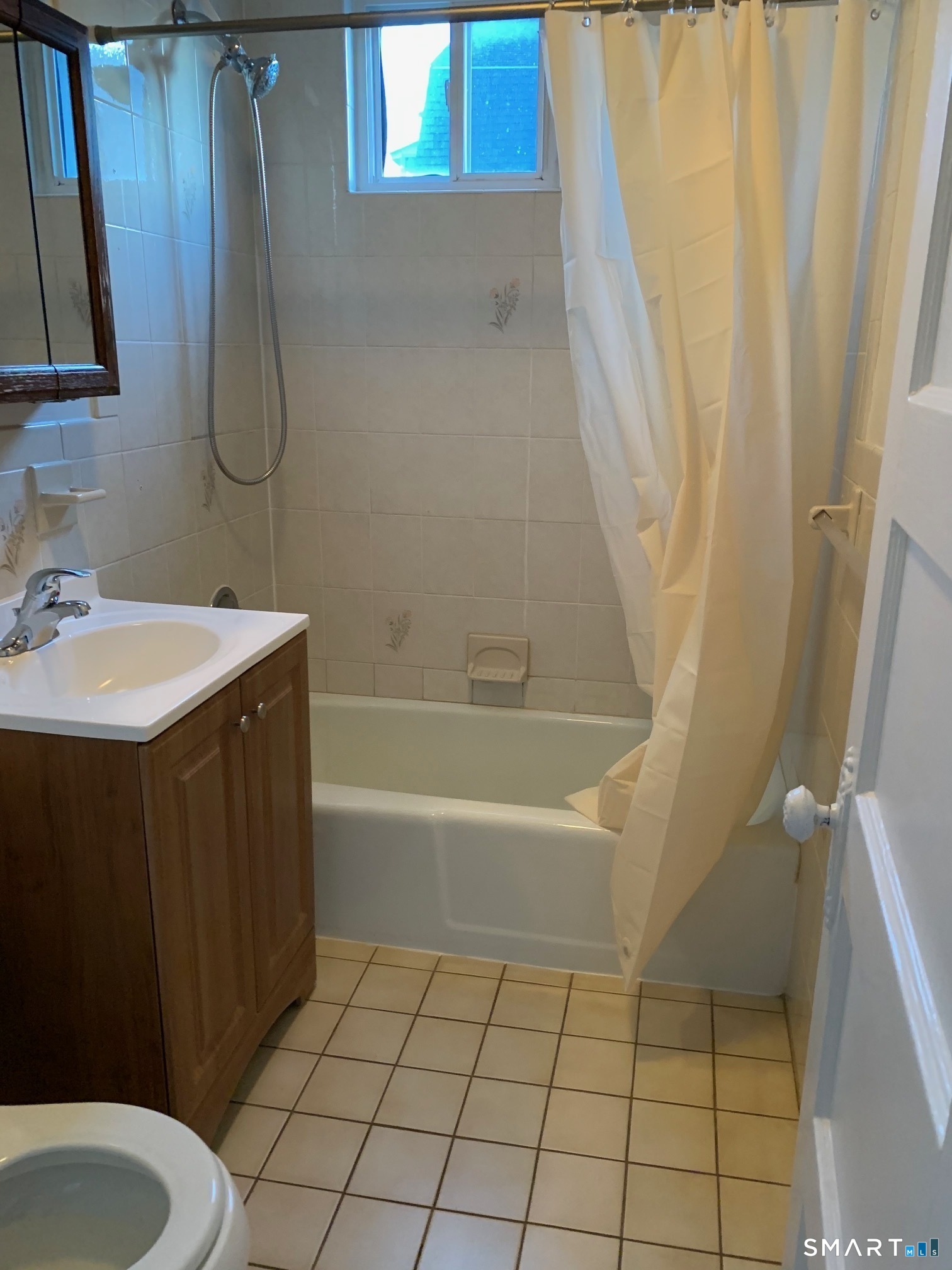 885 Grand Street Bridgeport CT 06604