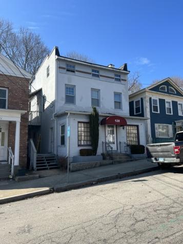 128 Broadway Norwich CT 06360