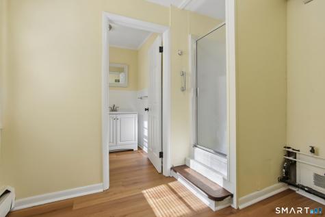 2 Peggy Lane Norwich CT 06360