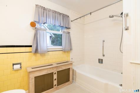 346 Church Street Putnam CT 06260