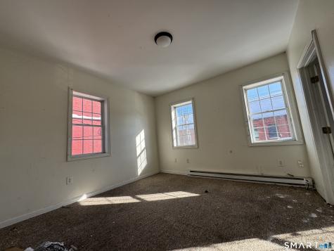 72 North Main Street Norwich CT 06360