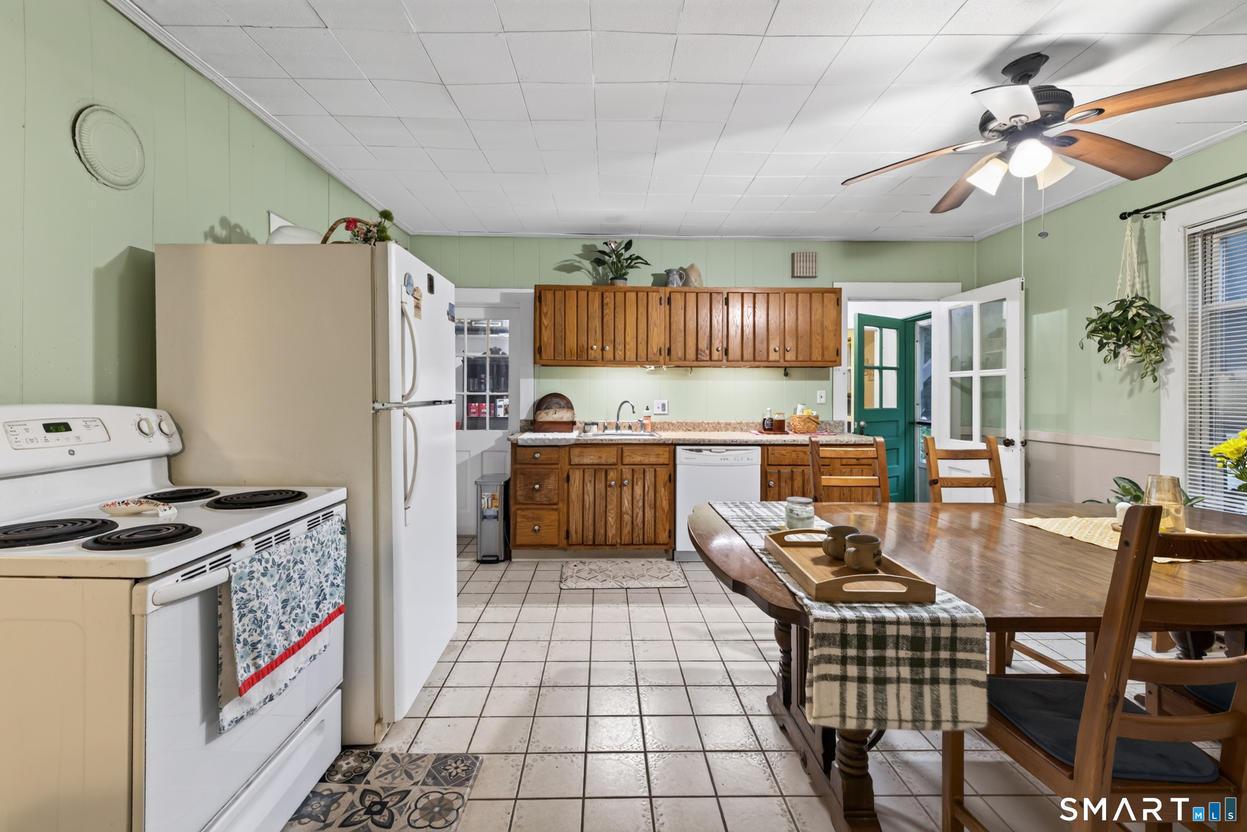 483 Hillstown Road Manchester CT 06040
