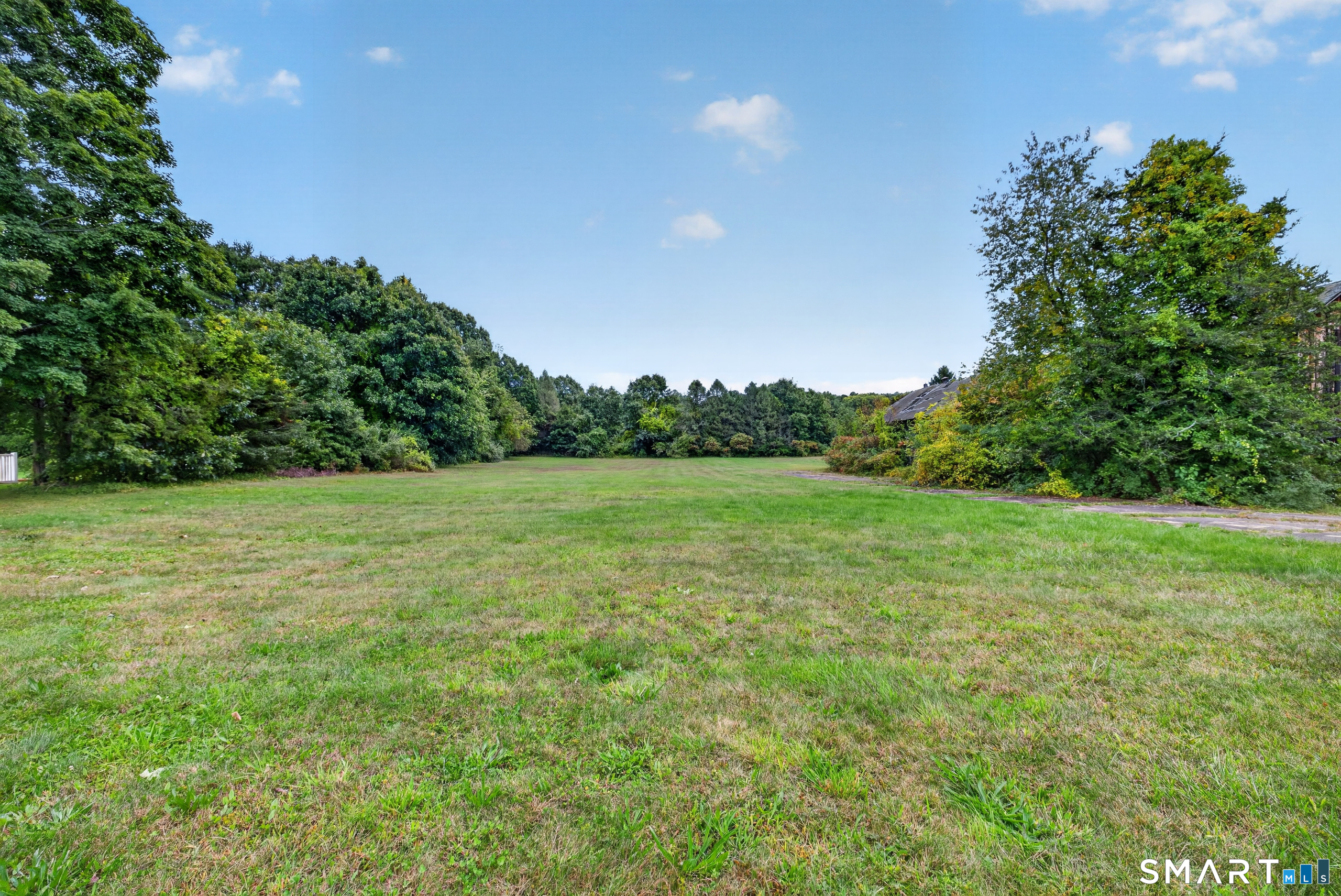483 Hillstown Road Manchester CT 06040