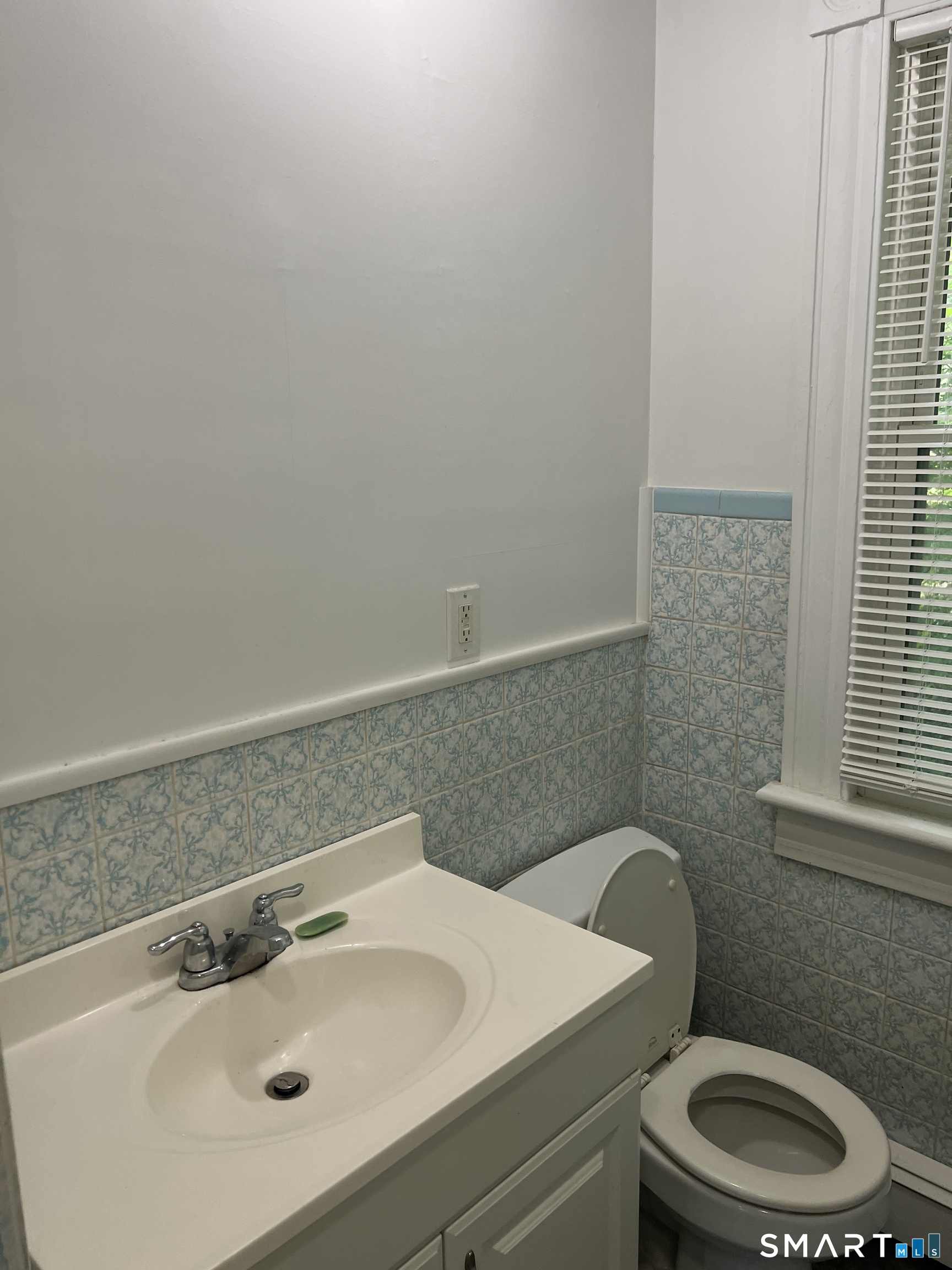 112-114 Hillside Avenue Shelton CT 06484