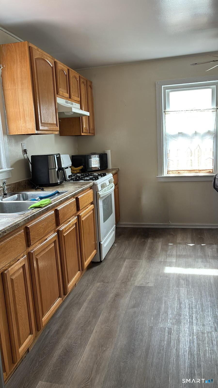 76-78 Higbie Drive East Hartford CT 06108