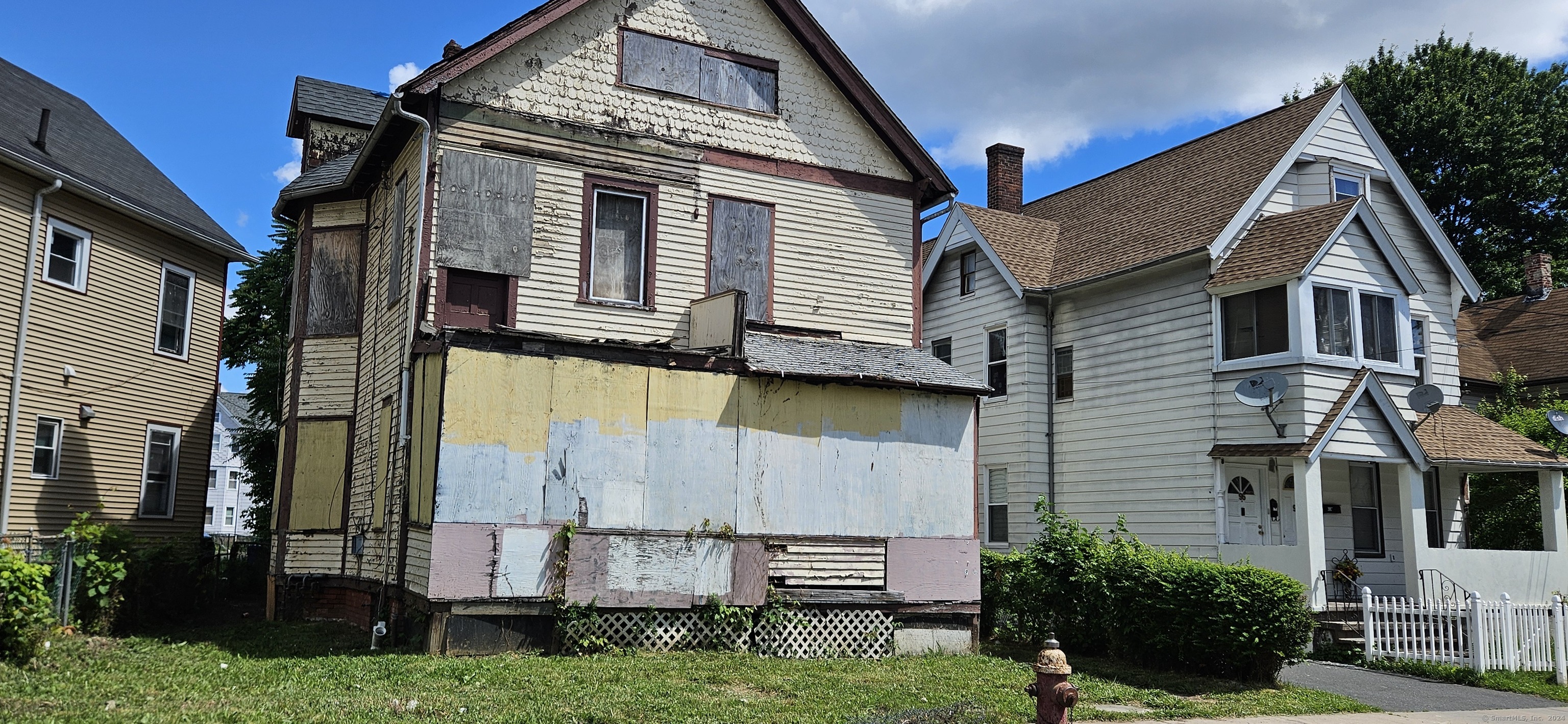 98-100 Whitmore Street Hartford CT 06114