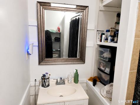 458 First Avenue West Haven CT 06516