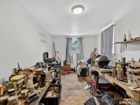 87 Hunters Avenue Norwich CT 06360