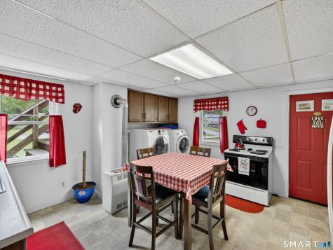 87 Hunters Avenue Norwich CT 06360