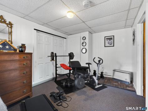 87 Hunters Avenue Norwich CT 06360