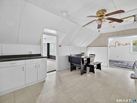 87 Hunters Avenue Norwich CT 06360