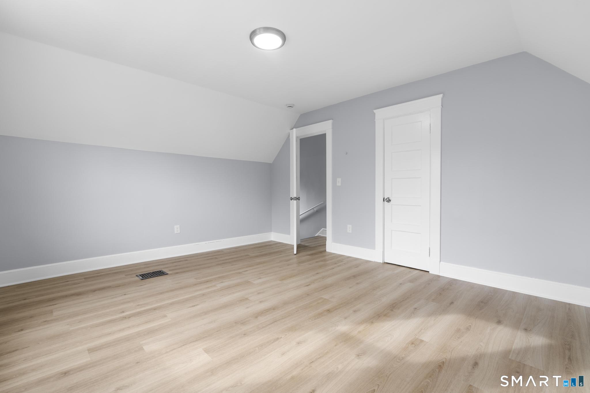 11 Young Street New Haven CT 06511
