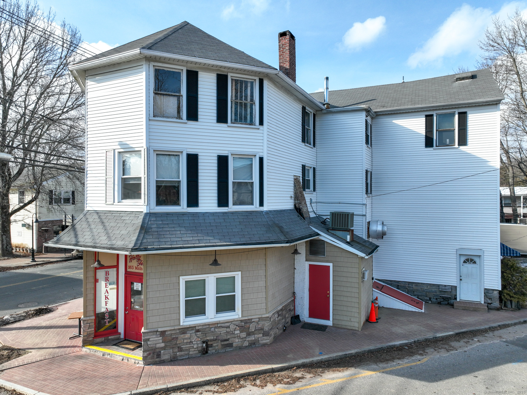 163-165 Main Street Deep River CT 06417