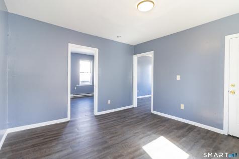 27 Beacon Street Waterbury CT 06704