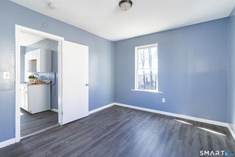 27 Beacon Street Waterbury CT 06704