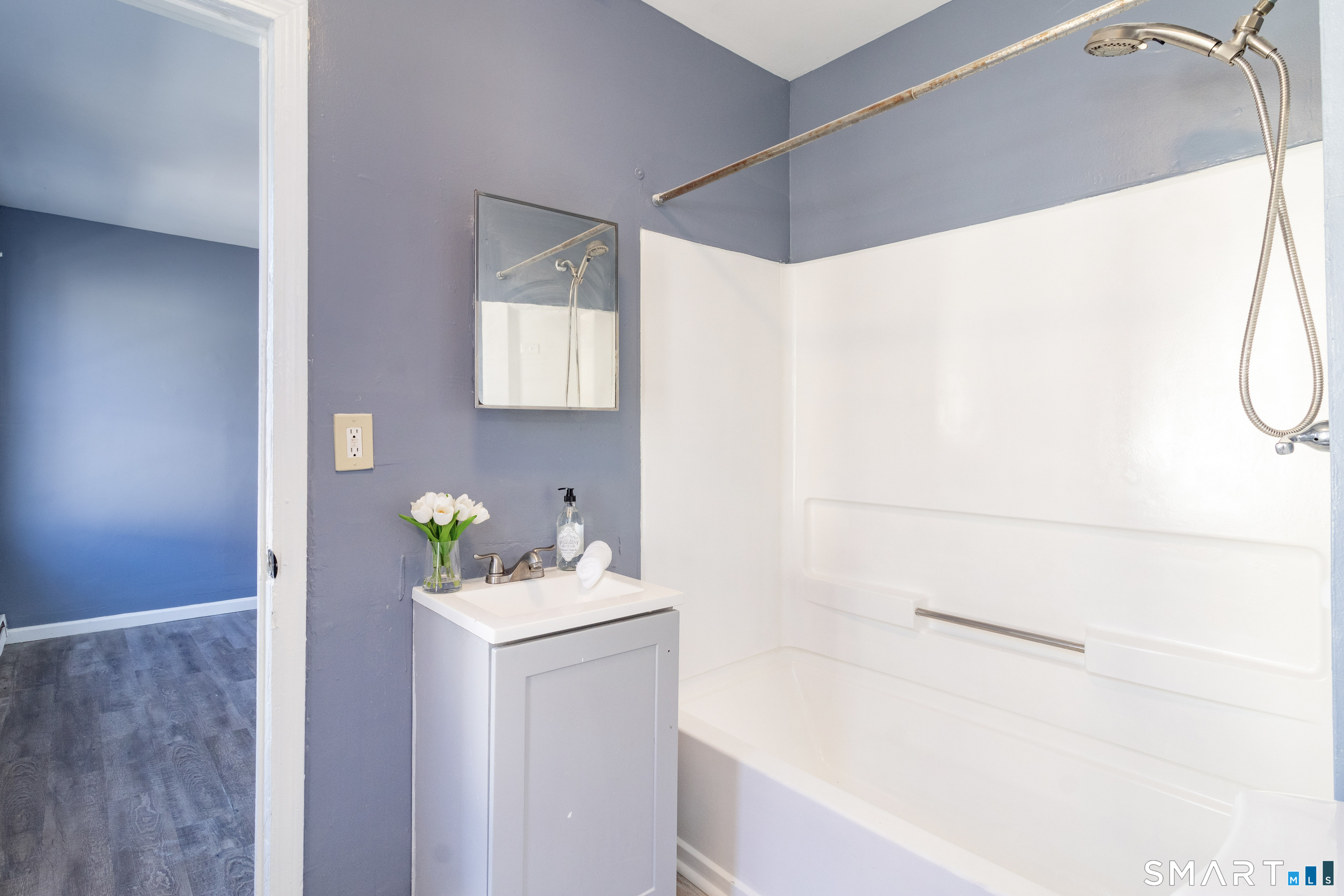 27 Beacon Street Waterbury CT 06704