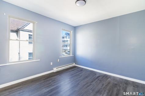 27 Beacon Street Waterbury CT 06704