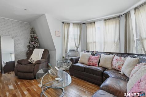 584 Kossuth Street Bridgeport CT 06608