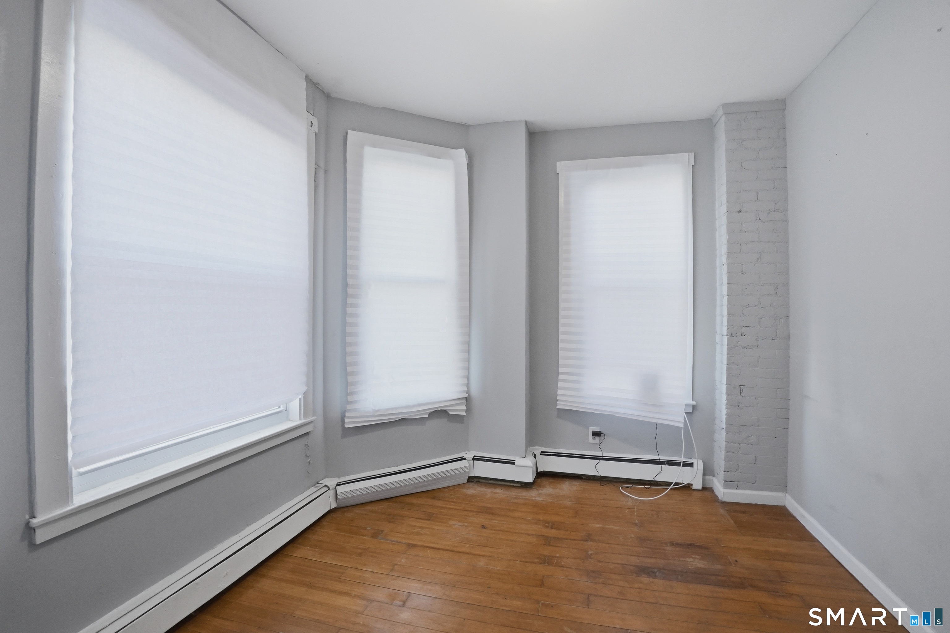 584 Kossuth Street Bridgeport CT 06608