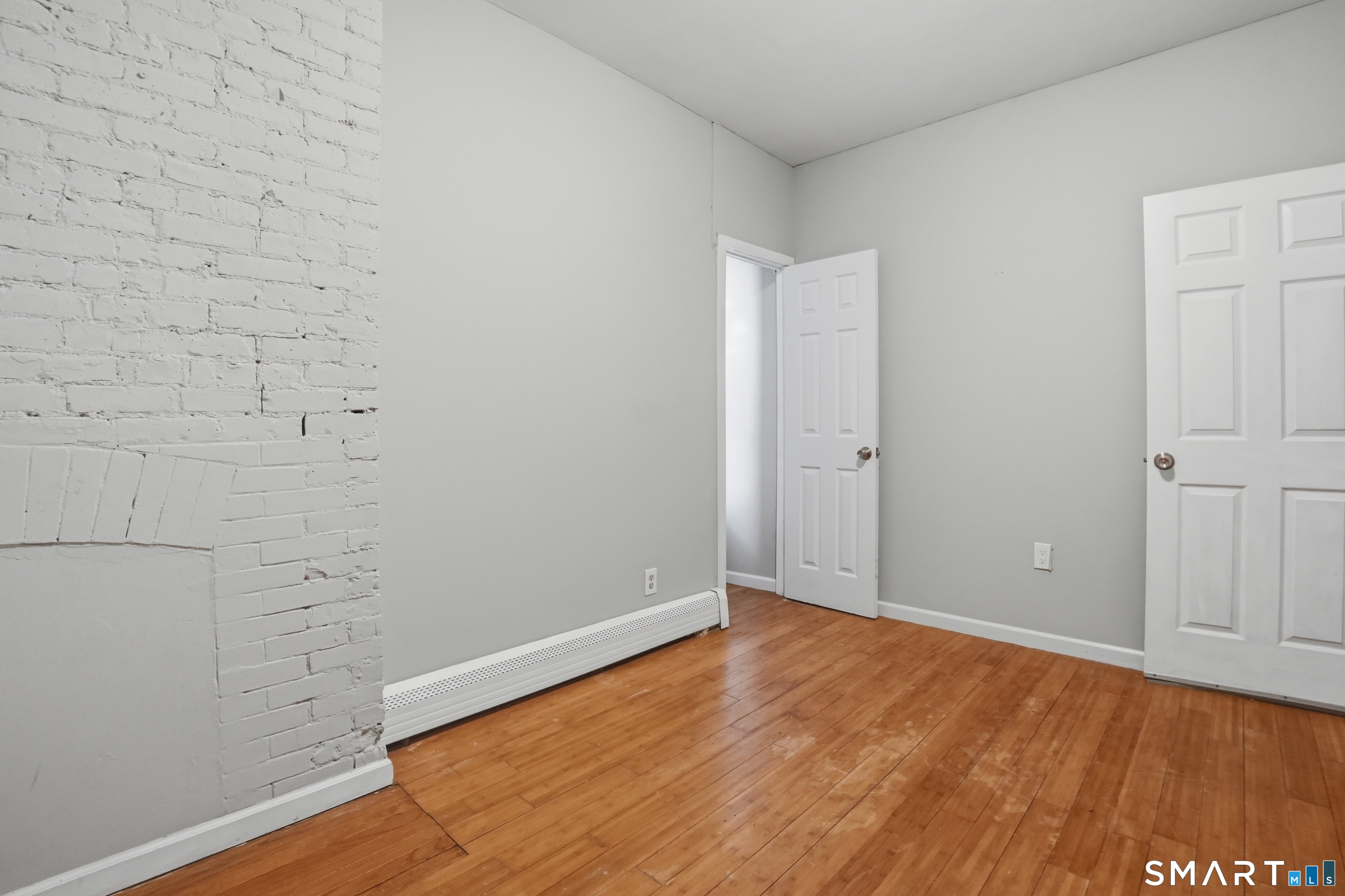 584 Kossuth Street Bridgeport CT 06608