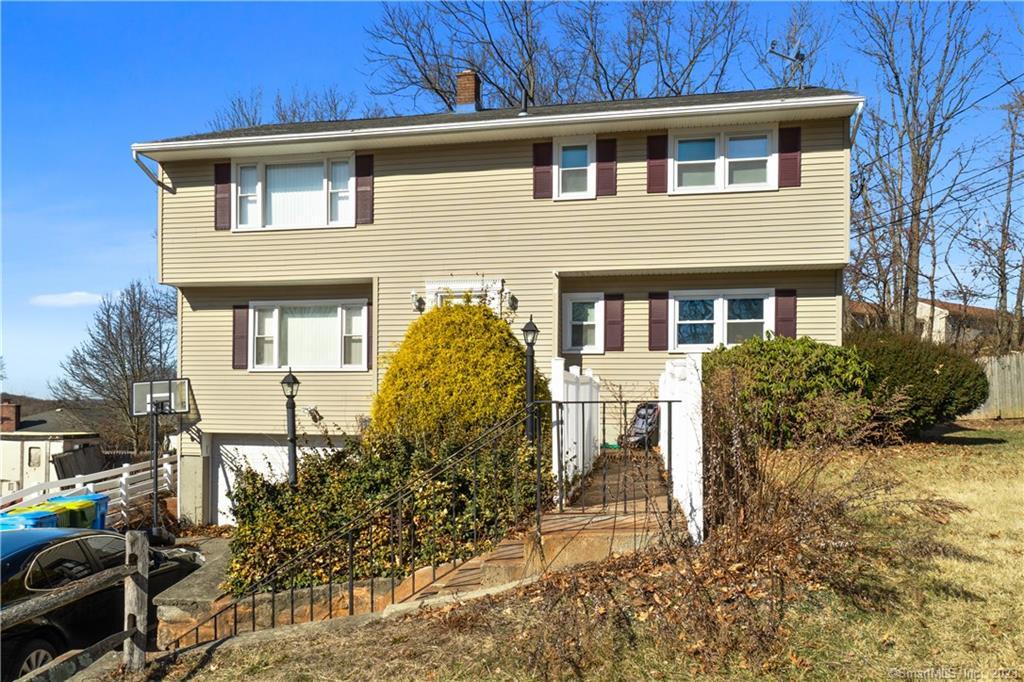 17 Vivian Drive Waterbury CT 06705