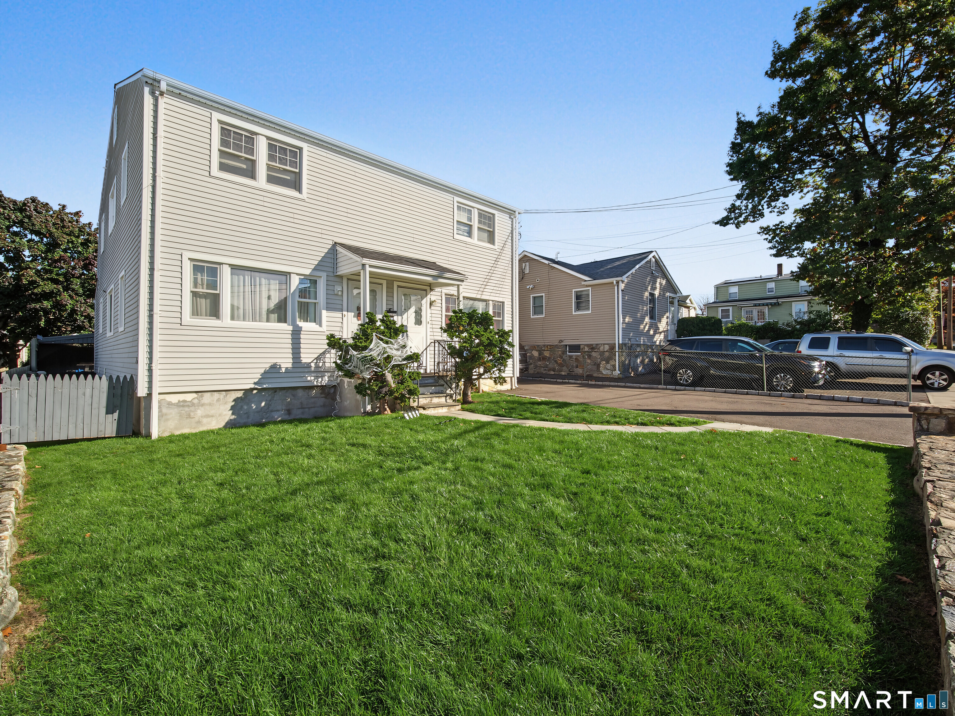 15-17 Robert Court Stamford CT 06902