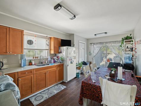 15-17 Robert Court Stamford CT 06902