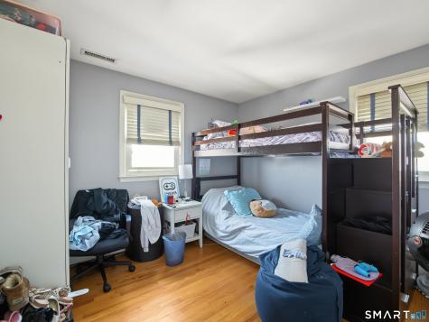 15-17 Robert Court Stamford CT 06902