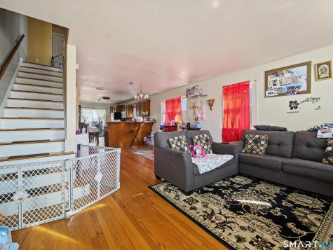 15-17 Robert Court Stamford CT 06902