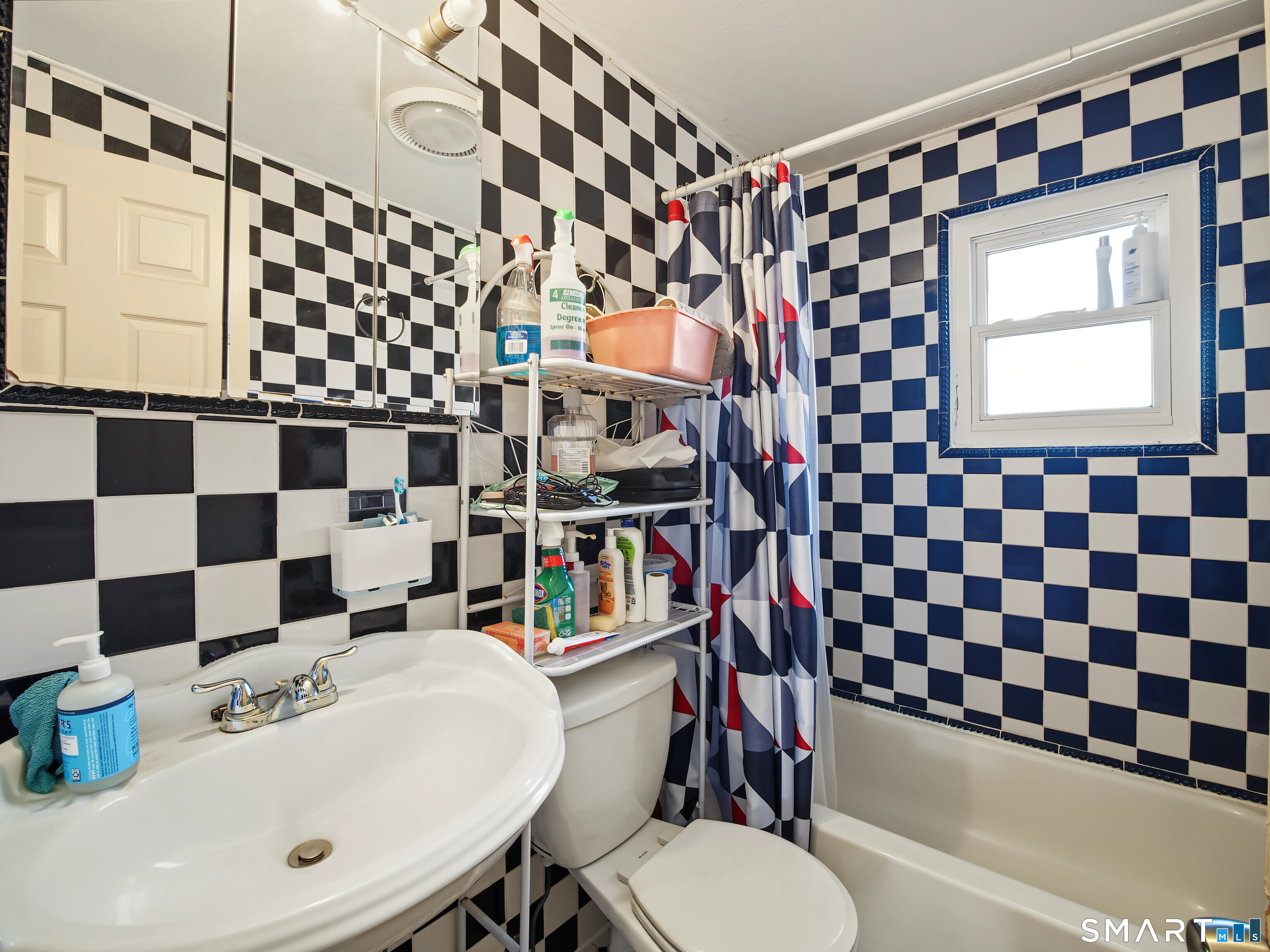 15-17 Robert Court Stamford CT 06902