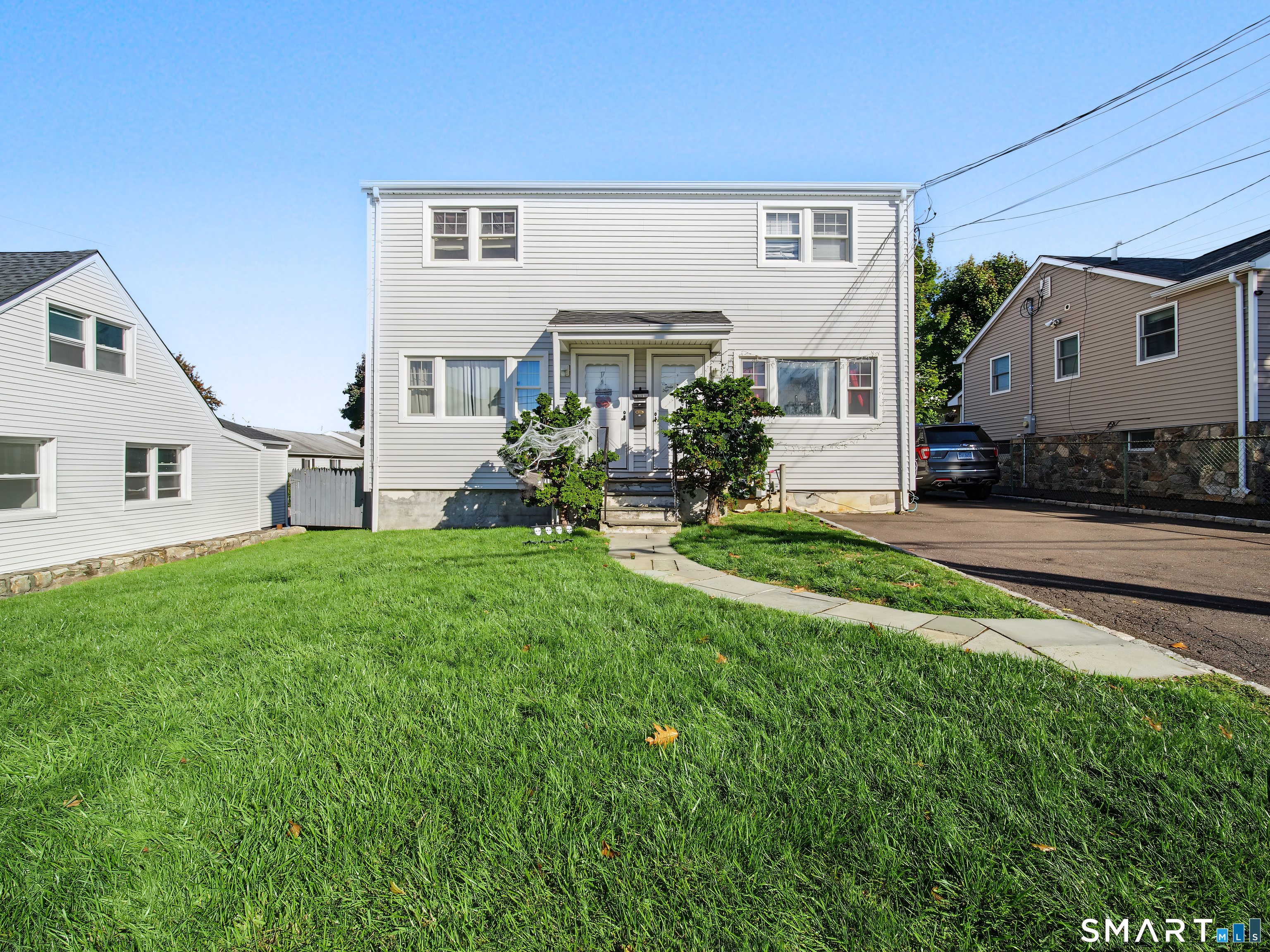 15-17 Robert Court Stamford CT 06902