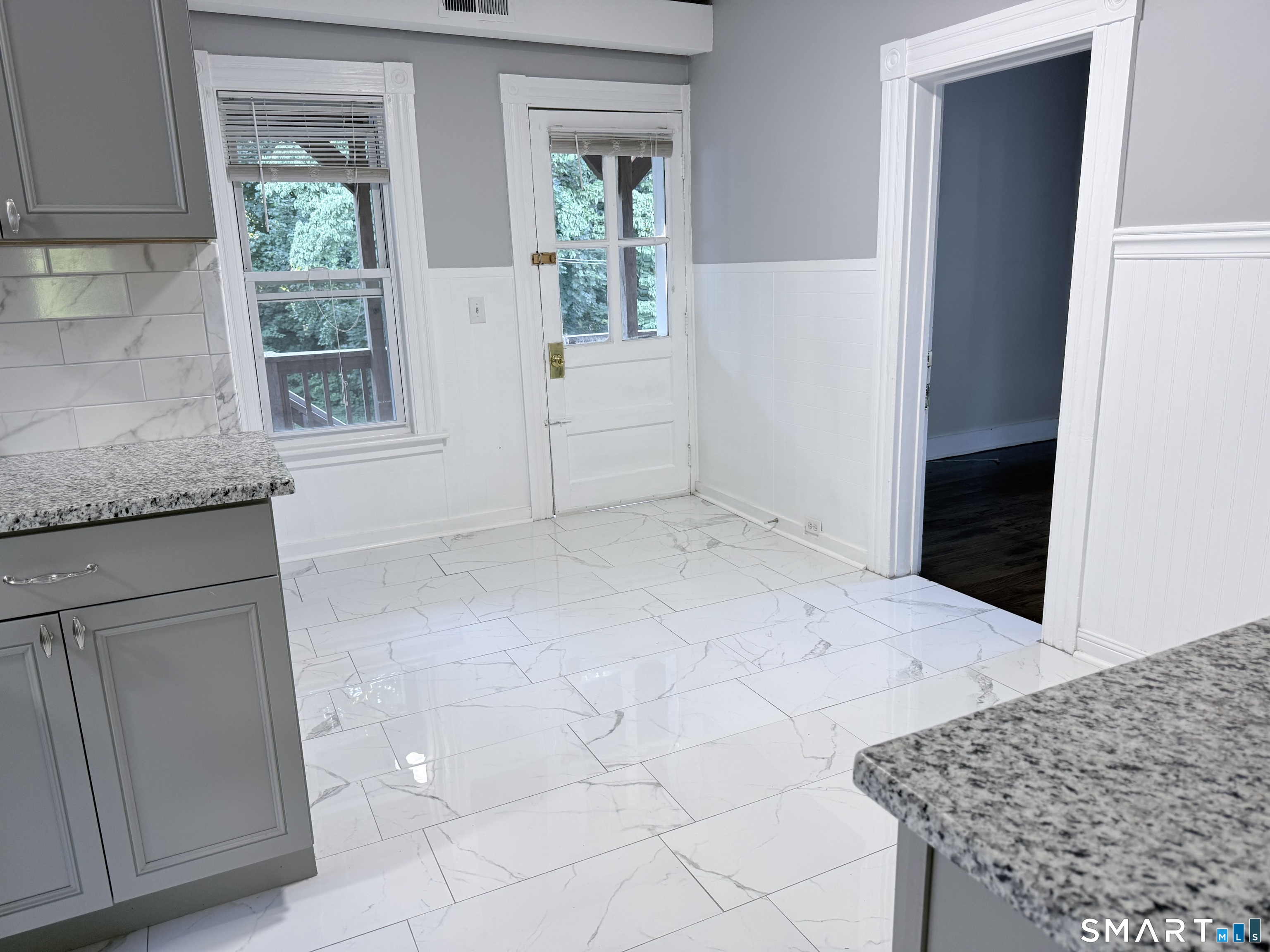 87-89 Maltby Street Shelton CT 06484