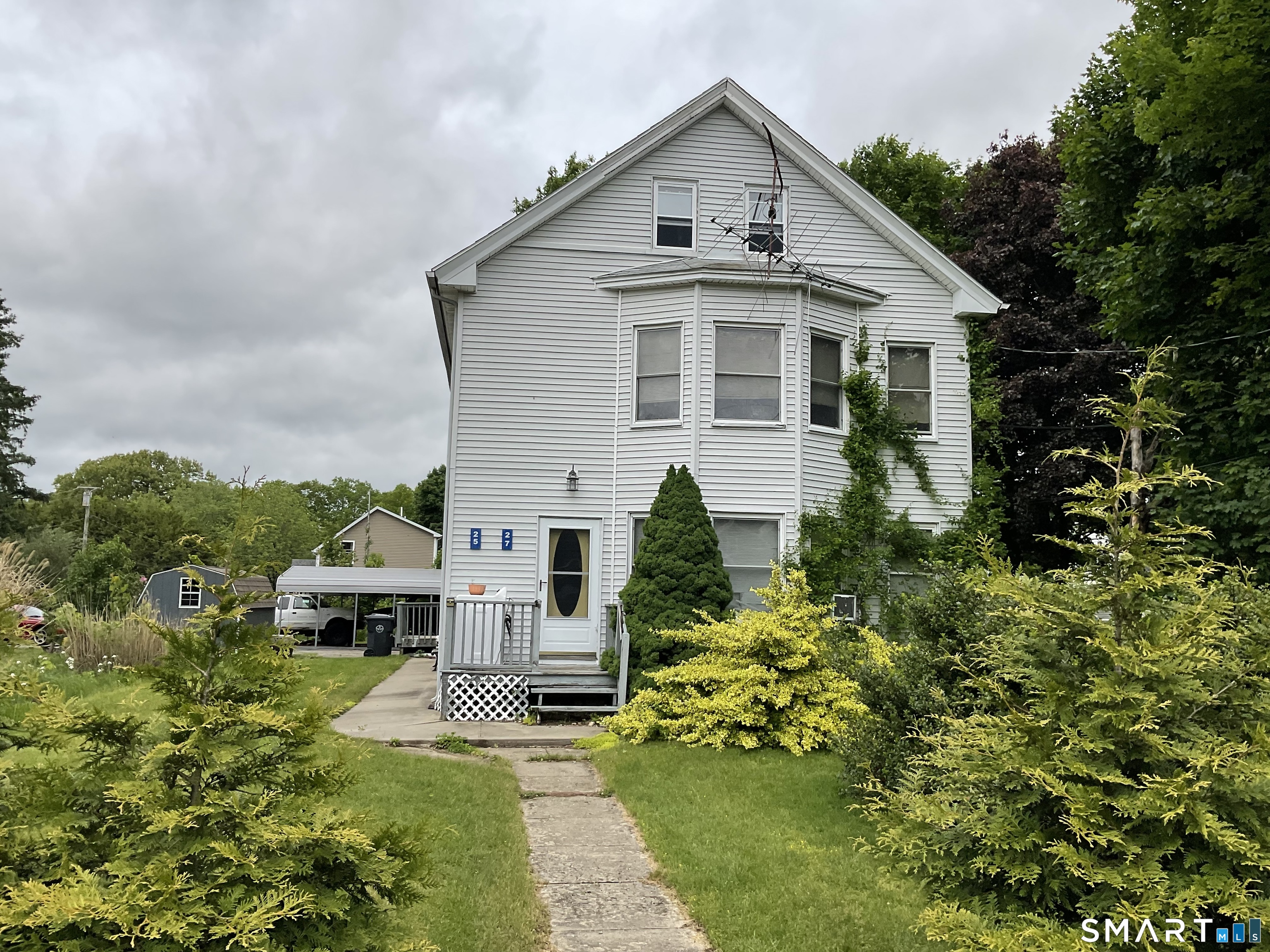 25-27 Pleasant Street Plainfield CT 06374