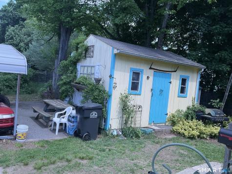 25-27 Pleasant Street Plainfield CT 06374