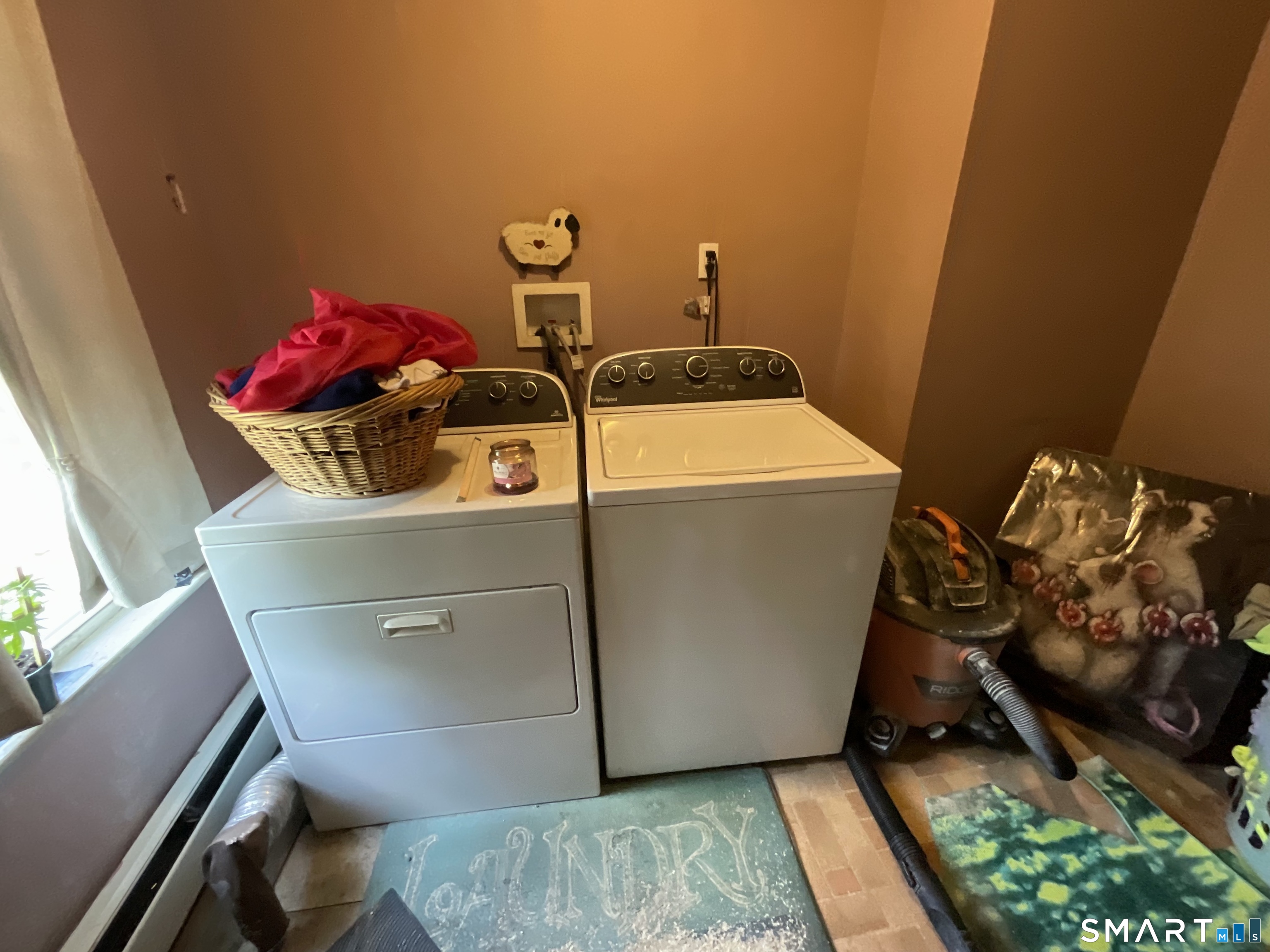 25-27 Pleasant Street Plainfield CT 06374