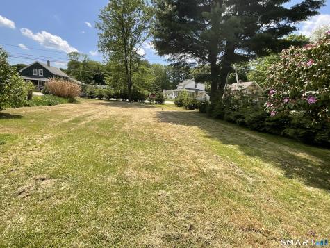25-27 Pleasant Street Plainfield CT 06374