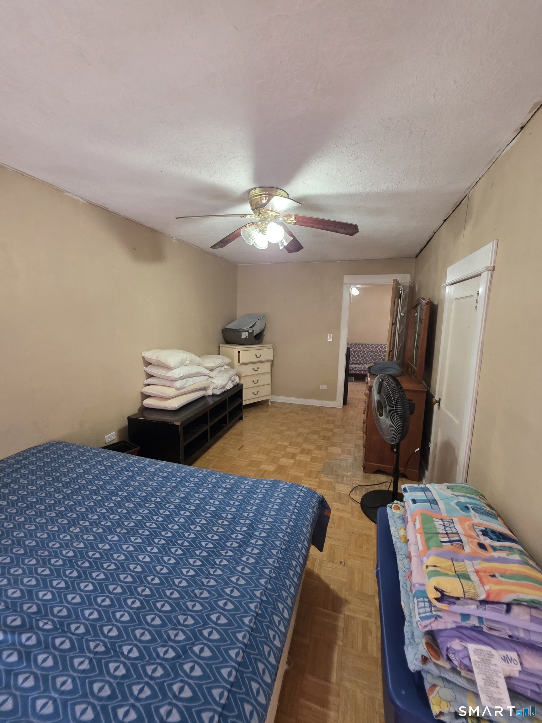47-49 Whiton Street Windsor Locks CT 06096