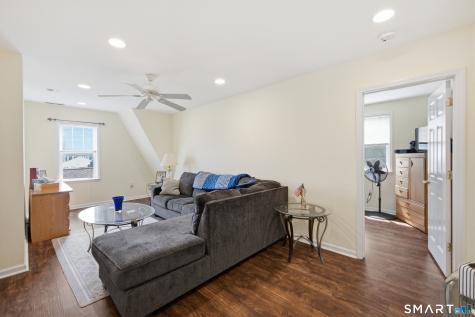 21 Culloden Road Stamford CT 06902