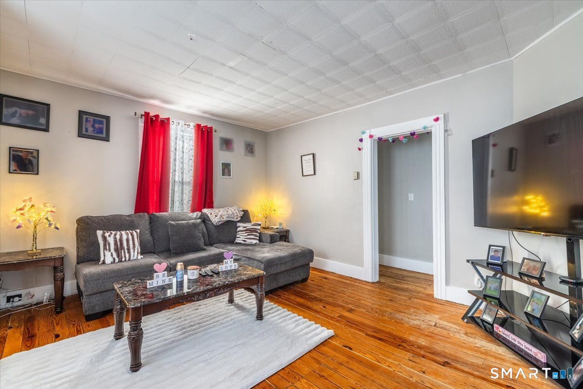 25 Westfield Avenue Bridgeport CT 06606