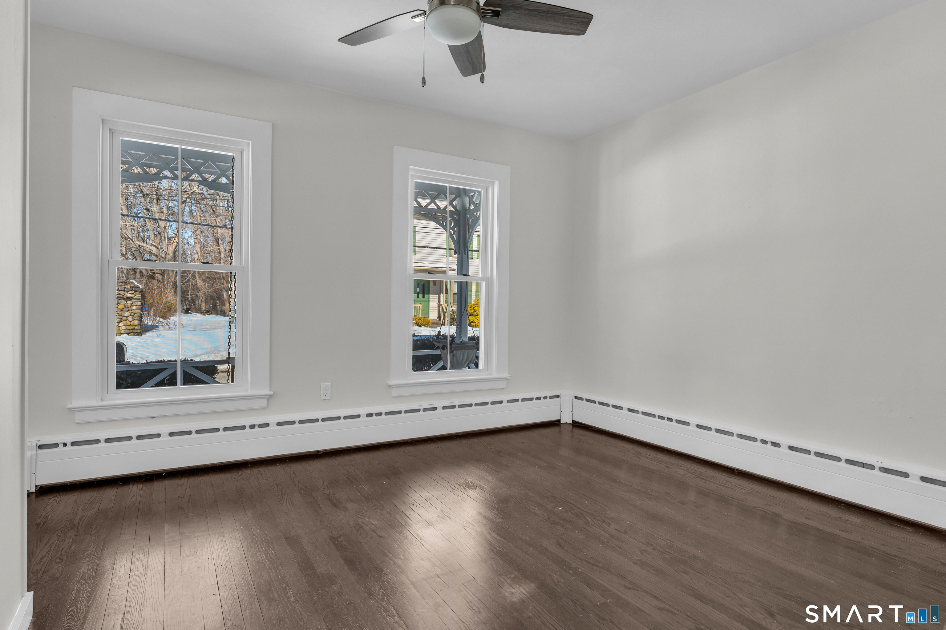 25 Driveway Guilford CT 06437