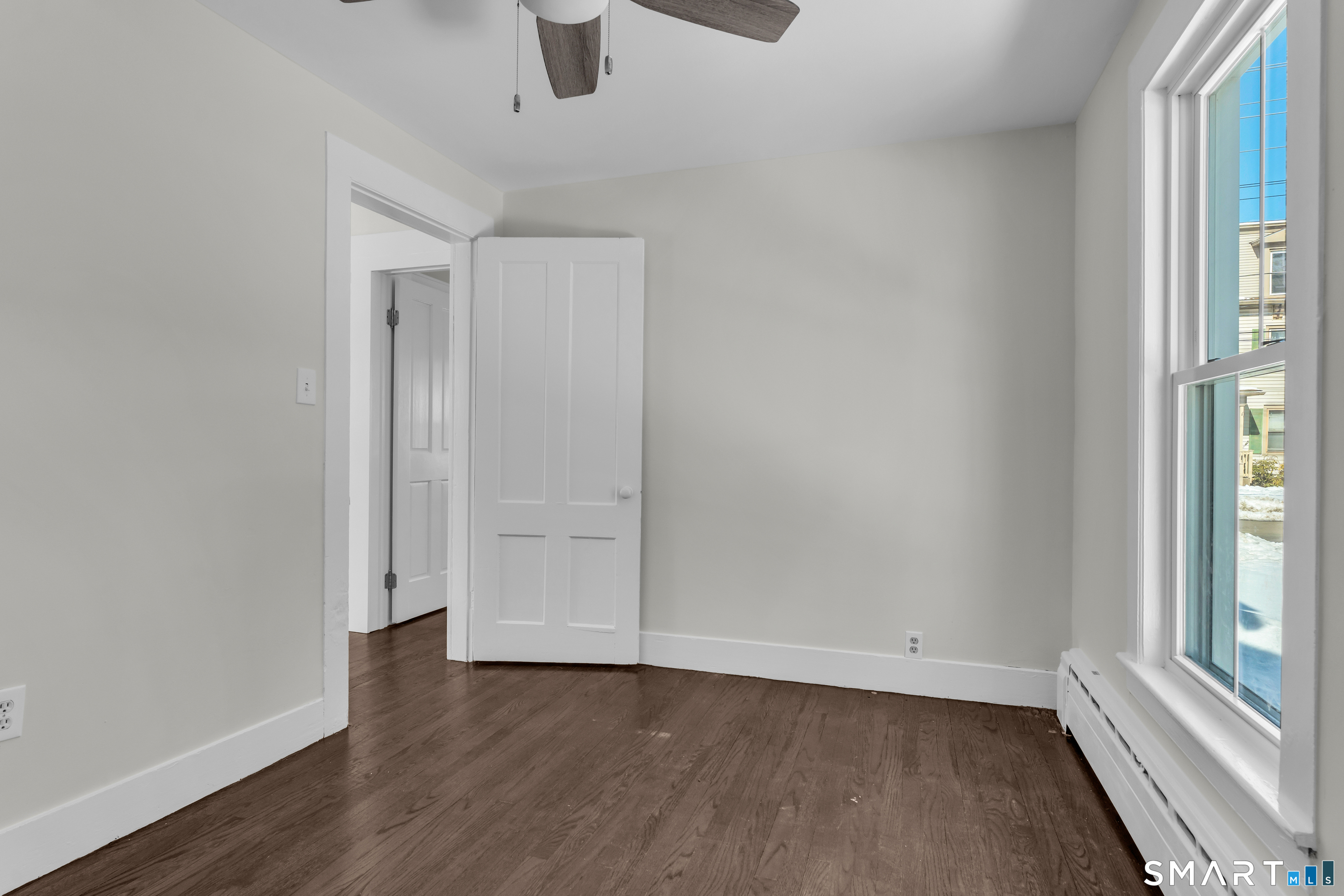 25 Driveway Guilford CT 06437