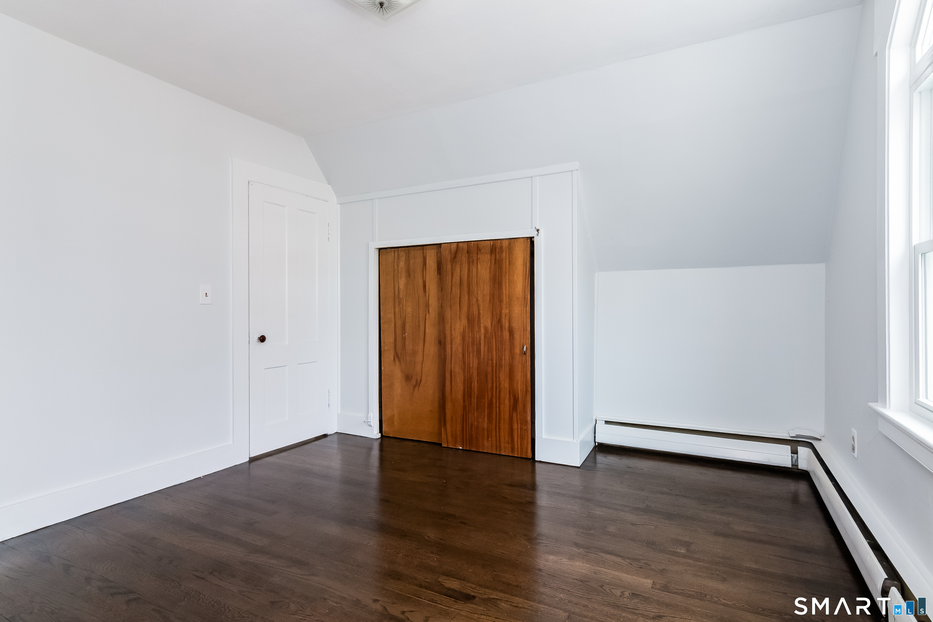 25 Driveway Guilford CT 06437