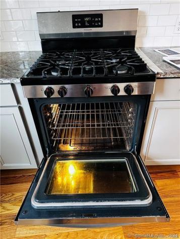 31 Brainerd Road Branford CT 06405