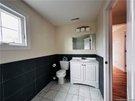 31 Brainerd Road Branford CT 06405