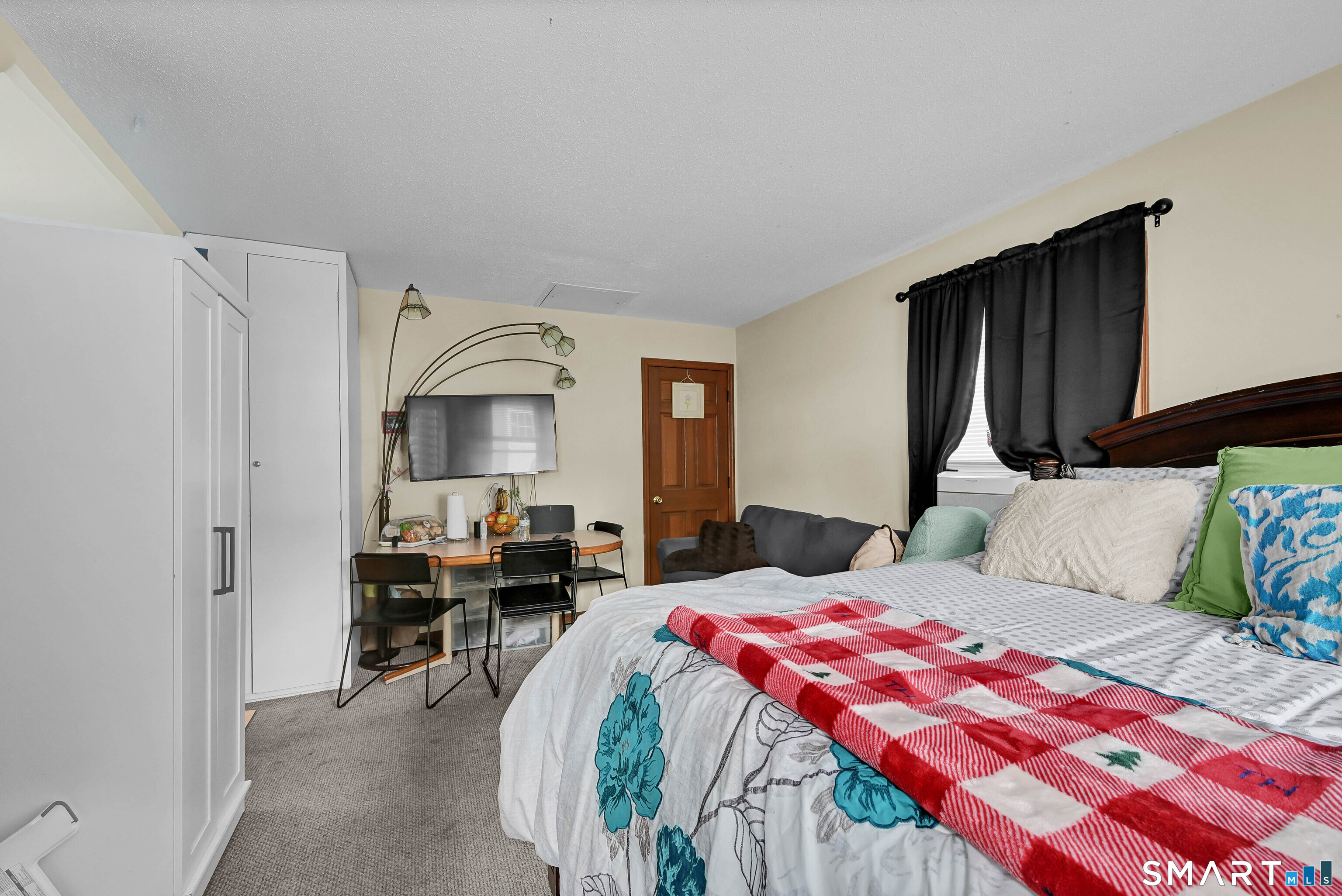 31 Cleveland Street Danbury CT 06810