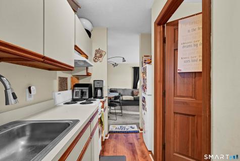 31 Cleveland Street Danbury CT 06810
